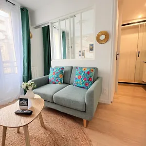 Apartahotel Moret Art Flats Trendy East, París